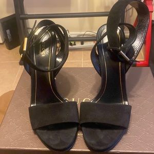 GUCCI ,9 1/2 BLACK